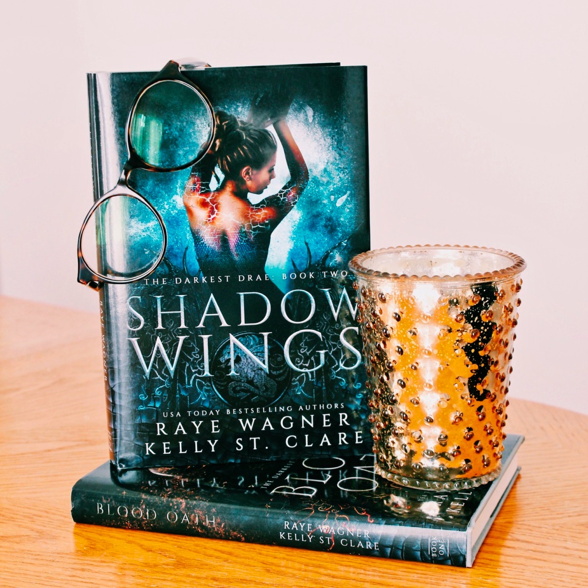 Raye Wagner & Kelly St. Clare – Shadow Wings (The Darkest Drae Book 2)